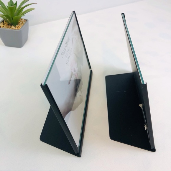 Studio Metals Set of Two 6 x 4 desk frames - Picture 12 of 16